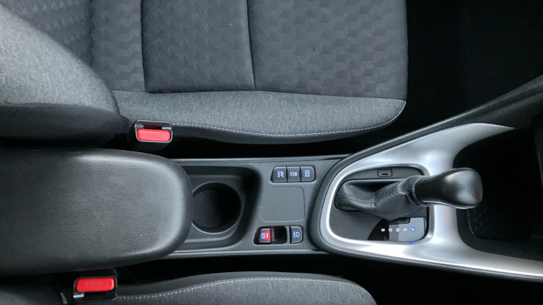 Toyota Yaris 1.5 Hybrid Design 5dr CVT Hybrid Hatchback